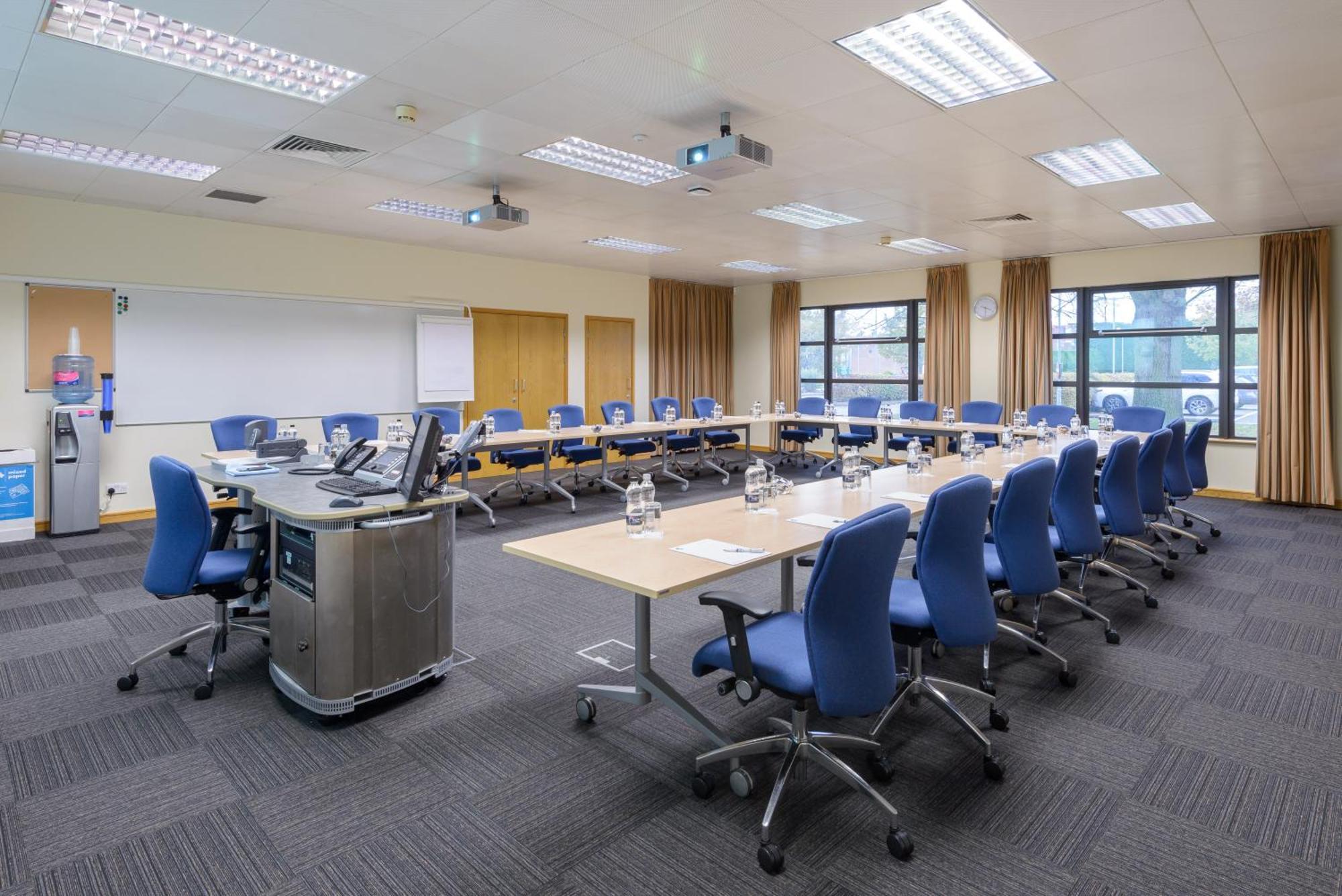 Cranfield Management Development Centre Hotell Exteriör bild